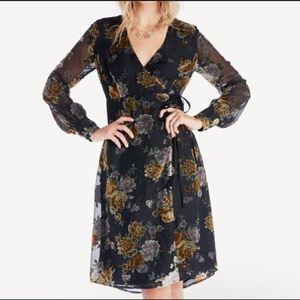 ASTR Sonya Wrap Dress. Medium